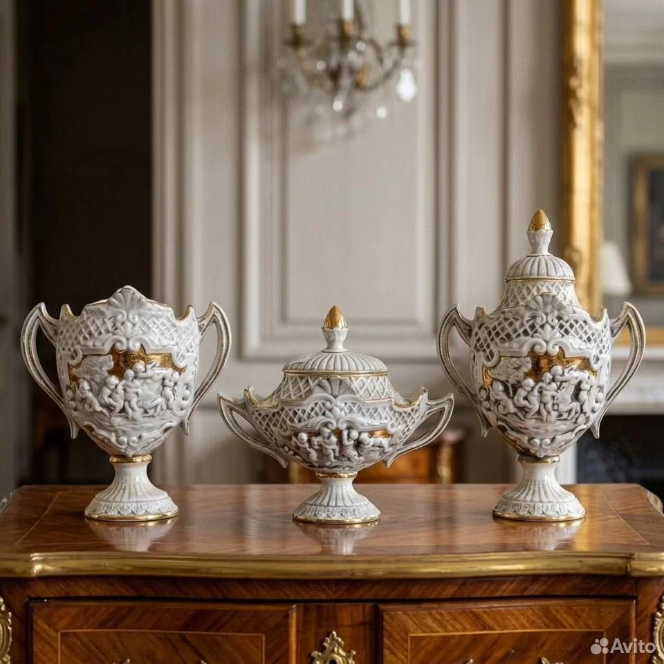 Комплект итальянских ваз 3 шт Capodimonte