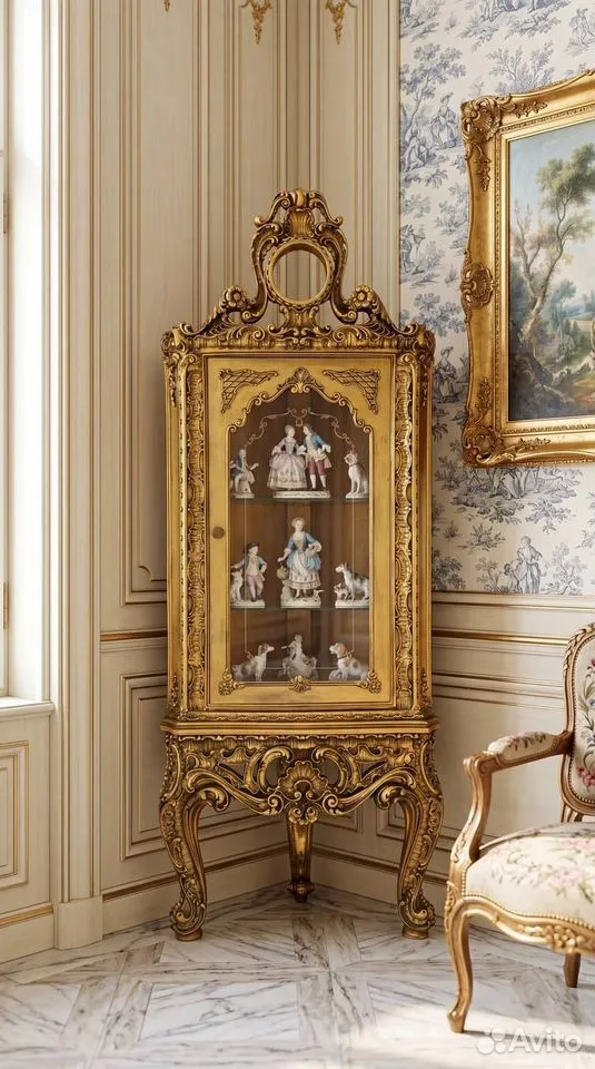 Угловая витрина