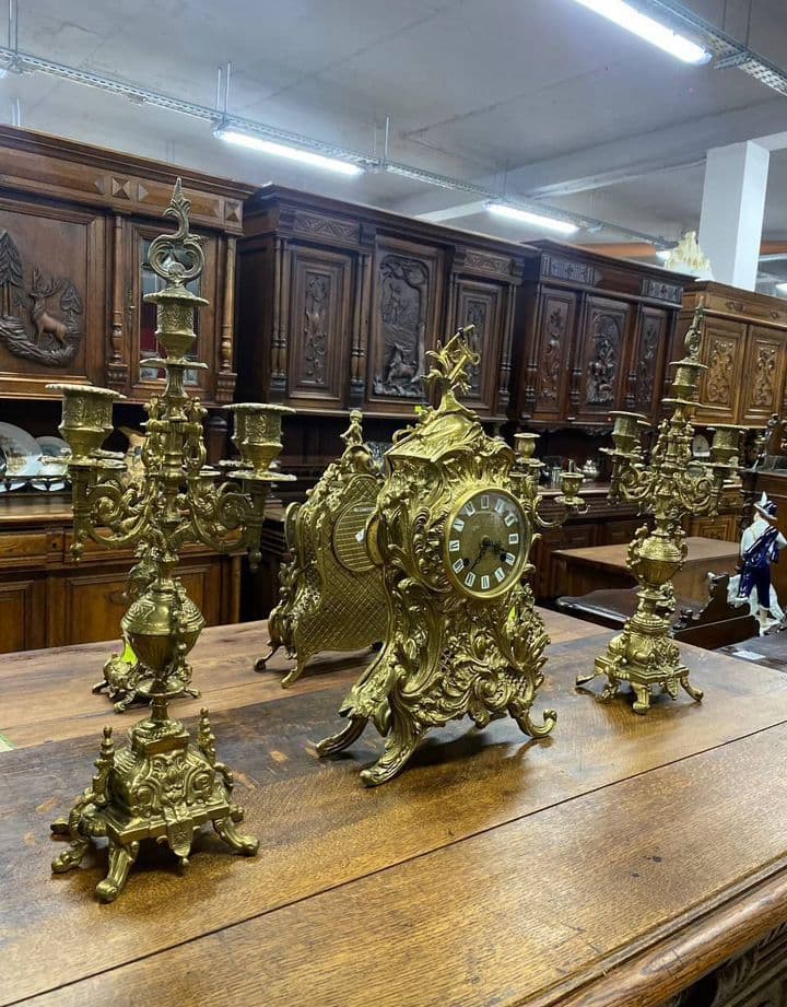 Каминный комплект часы и канделябры