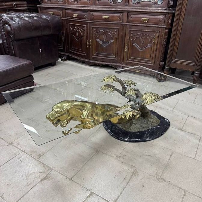 Журнальный столик
