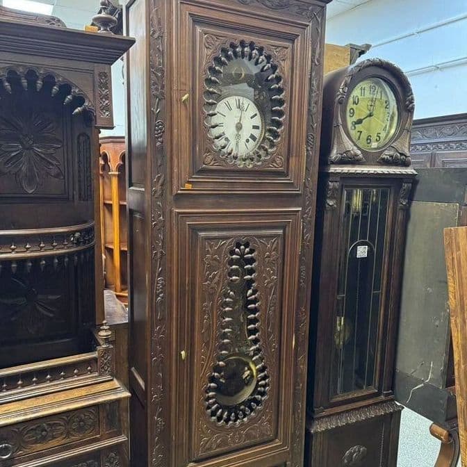 Антикварные напольные часы бретонь