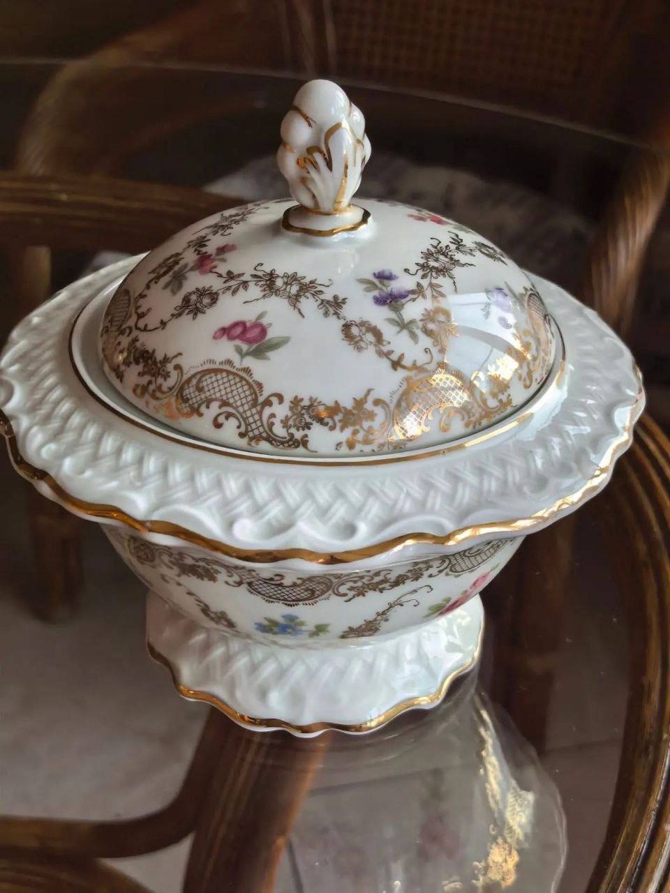 Антикварная фарфоровая бонбоньерка Oscar Schaller Бавария, 1935–1950 гг.